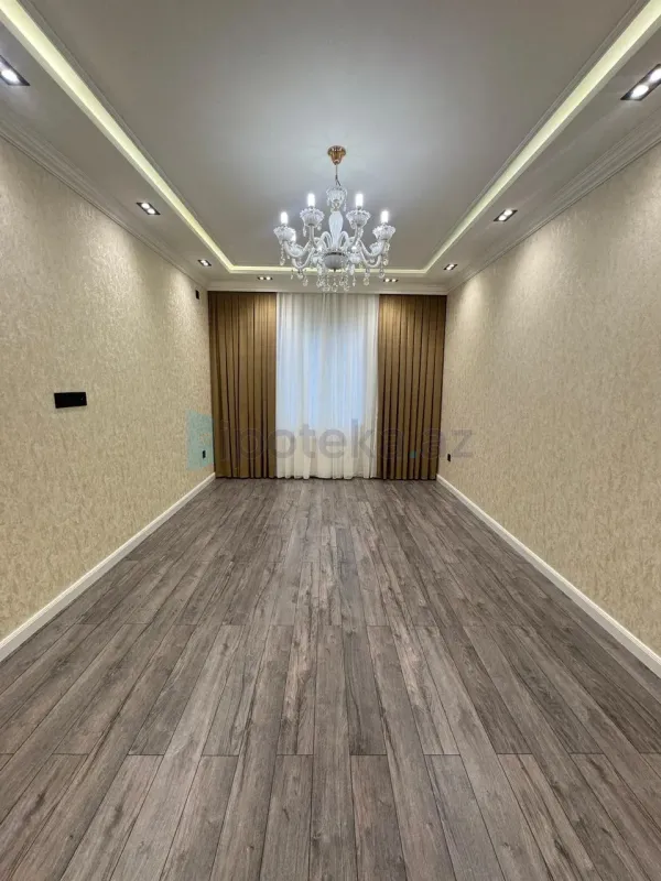 Satılır 2 otaqlı köhnə tikili 60 m²