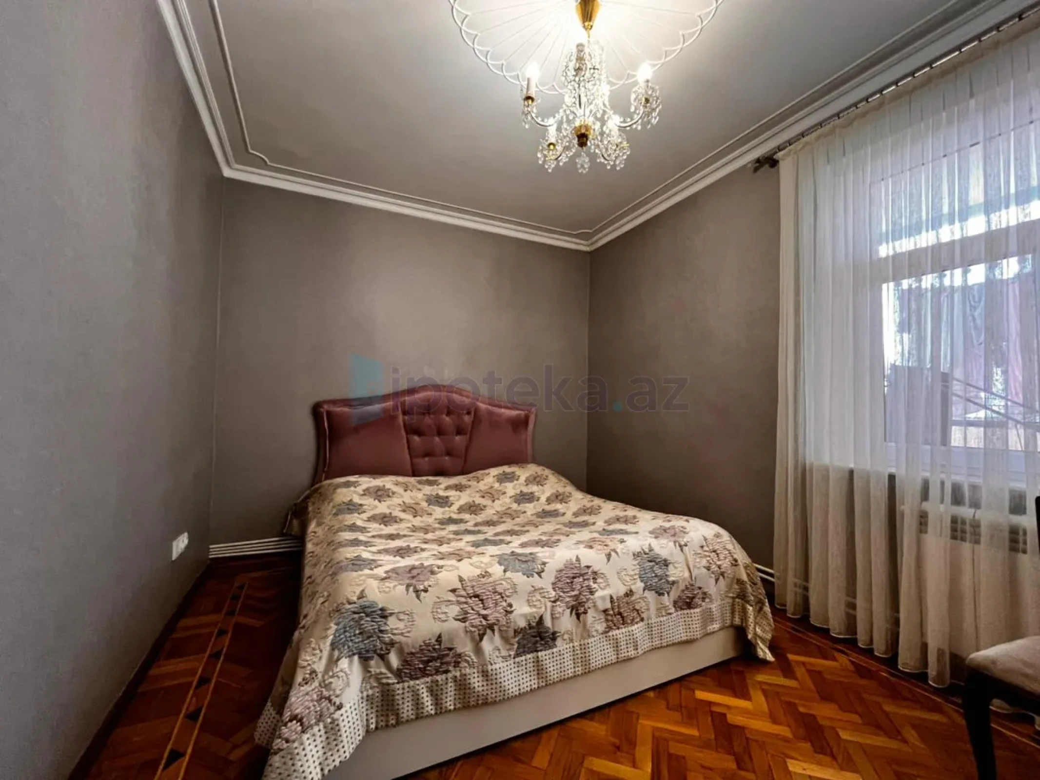 Satılır 2 otaqlı köhnə tikili 62 m²