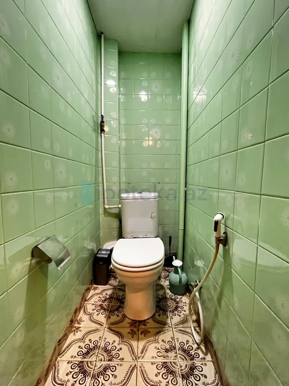 Satılır 2 otaqlı köhnə tikili 62 m²