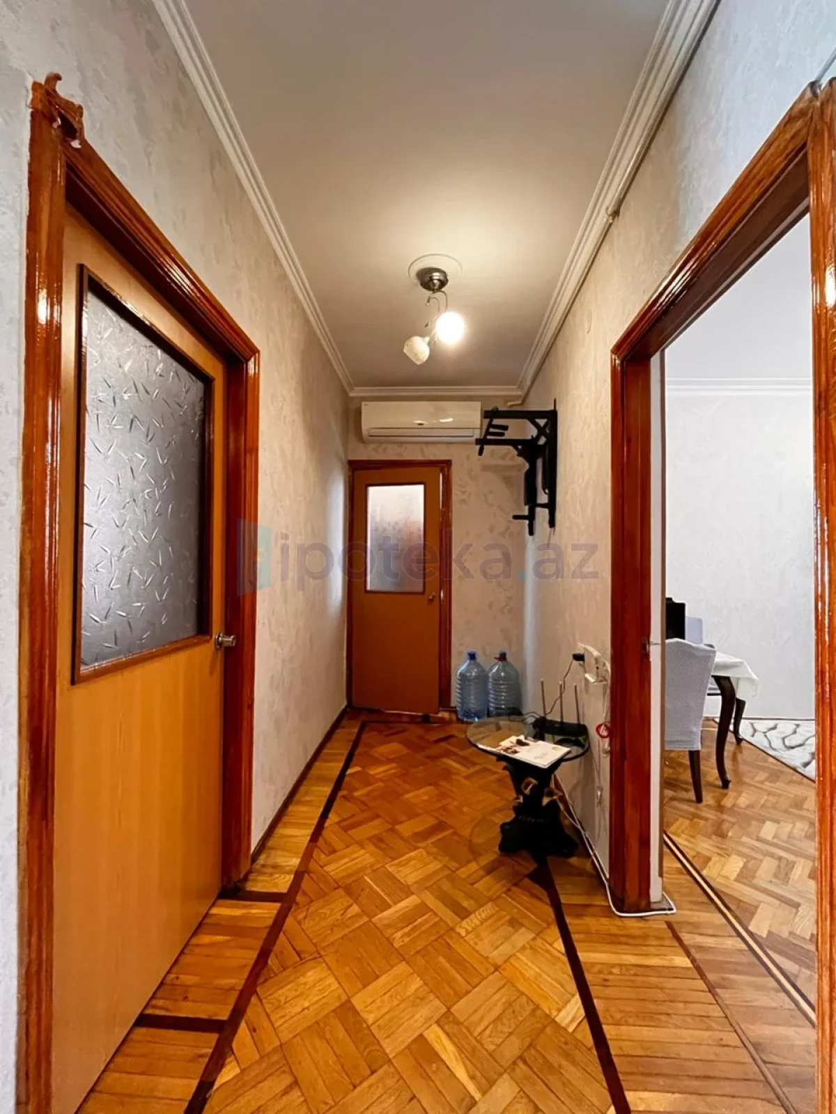 Satılır 2 otaqlı köhnə tikili 62 m²