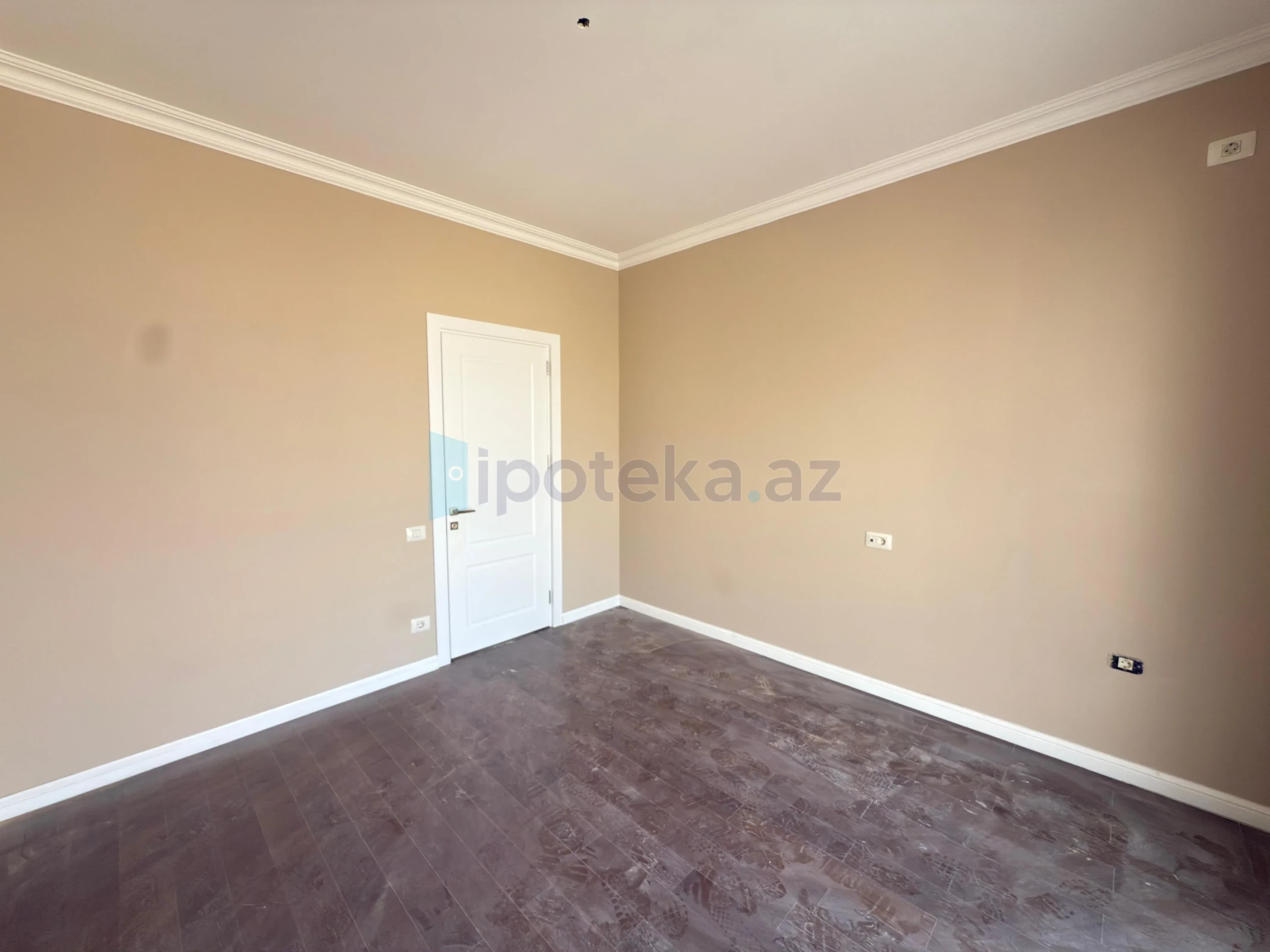 Satılır 2 otaqlı yeni tikili 53 m²