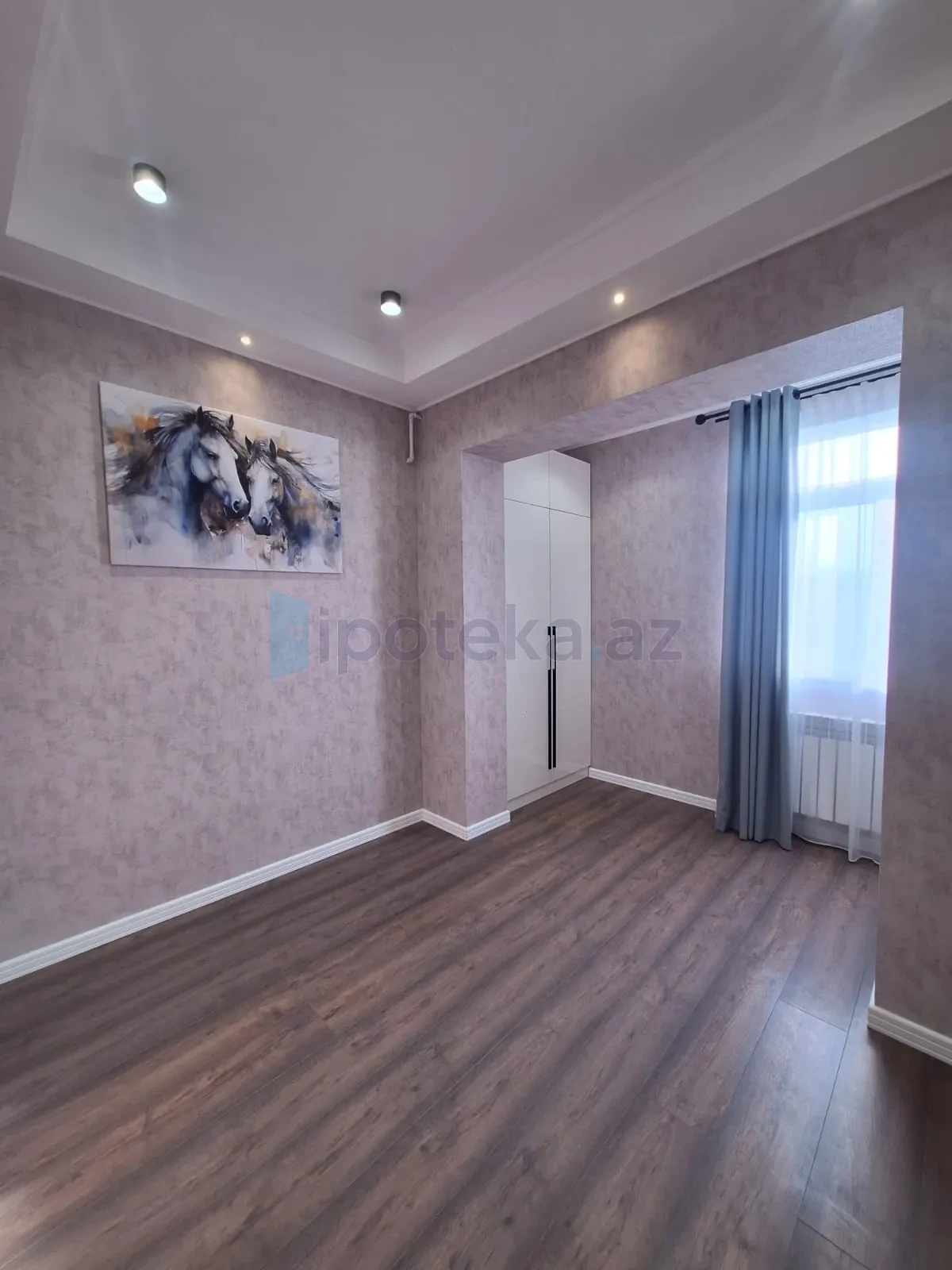 Satılır 2 otaqlı köhnə tikili 45 m²