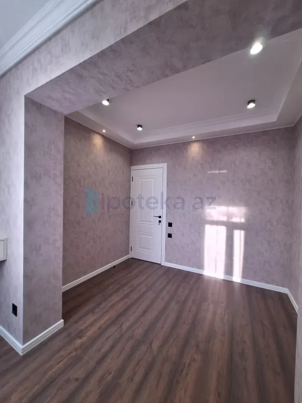 Satılır 2 otaqlı köhnə tikili 45 m²