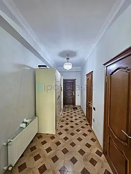 Satılır 2 otaqlı yeni tikili 87 m²