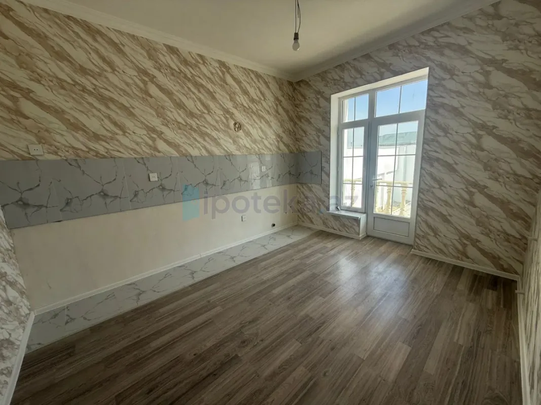Satılır 4 otaqlı həyət evi 100 m²
