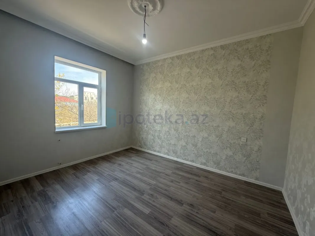 Satılır 4 otaqlı həyət evi 100 m²