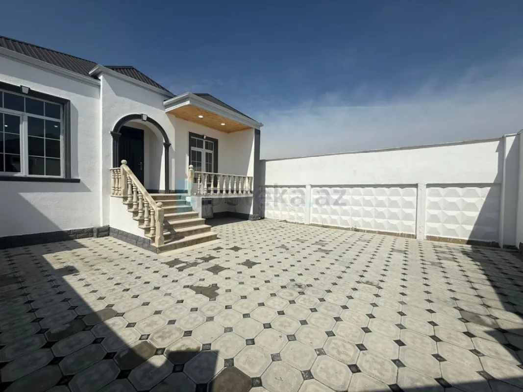 Satılır 4 otaqlı həyət evi 100 m²