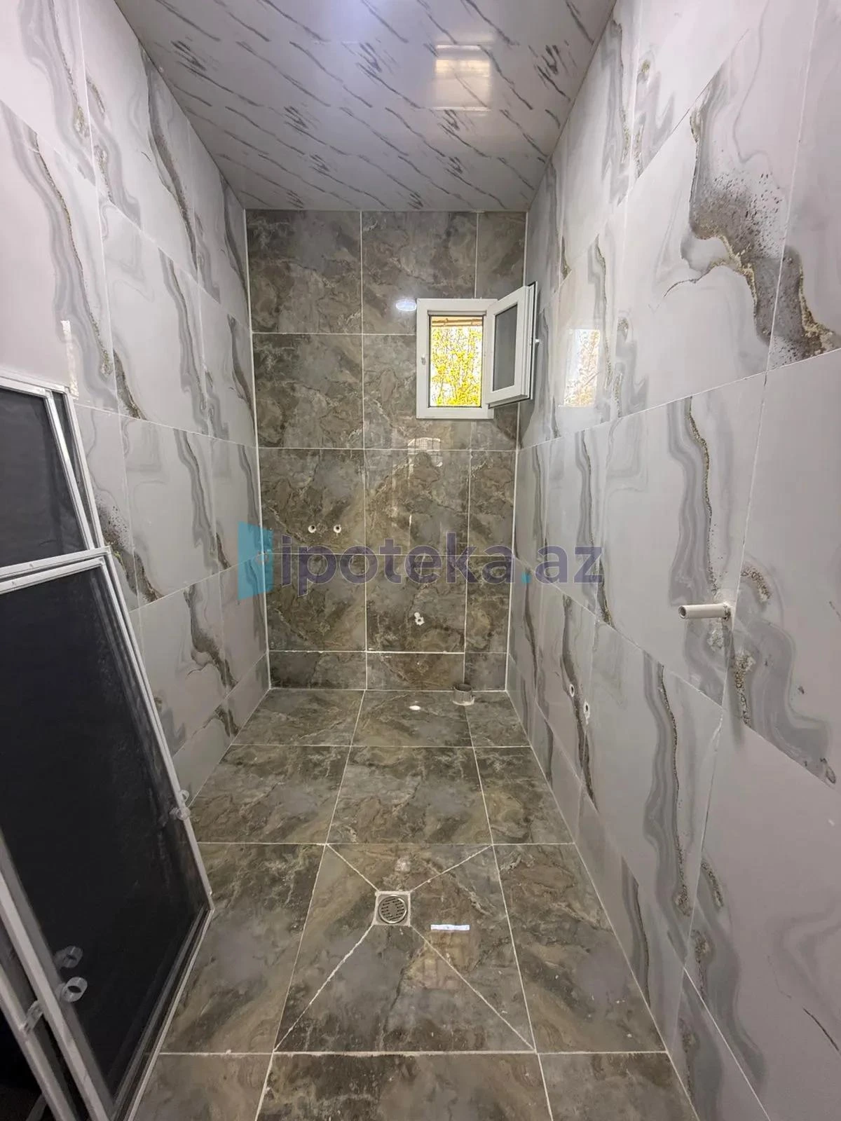 Satılır 4 otaqlı həyət evi 100 m²