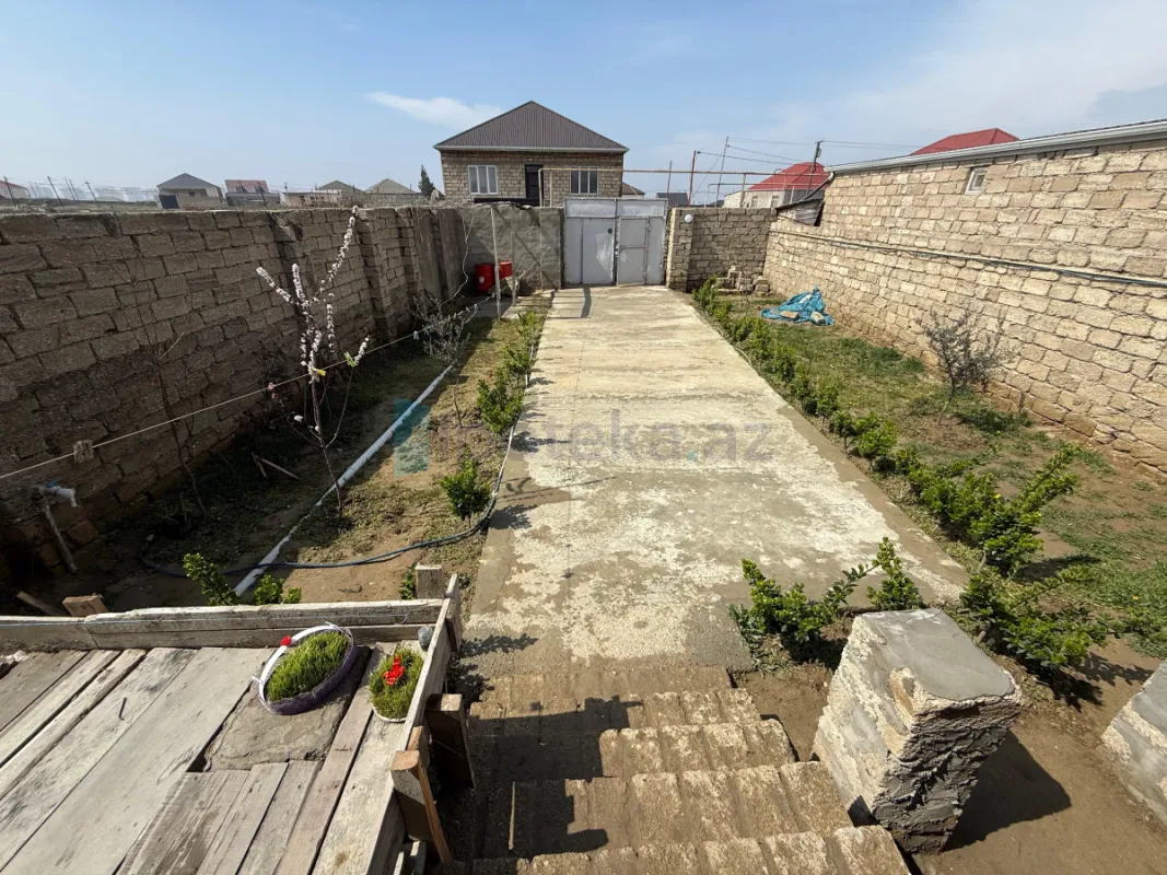 Satılır 3 otaqlı həyət evi 90 m²