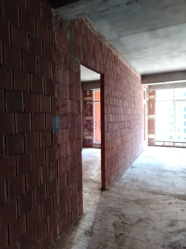 Satılır 2 otaqlı yeni tikili 57.5 m²