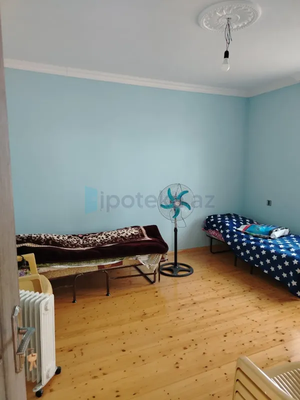 Satılır 2 otaqlı həyət evi 90 m²