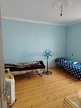 Satılır 2 otaqlı həyət evi 90 m²