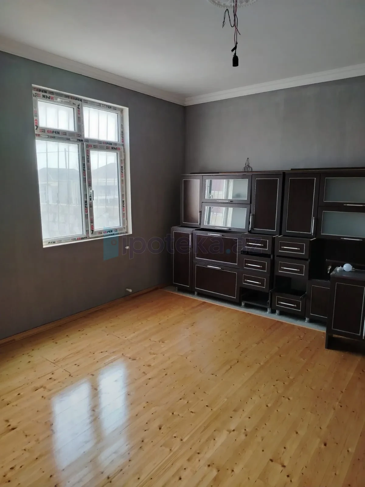 Satılır 2 otaqlı həyət evi 90 m²