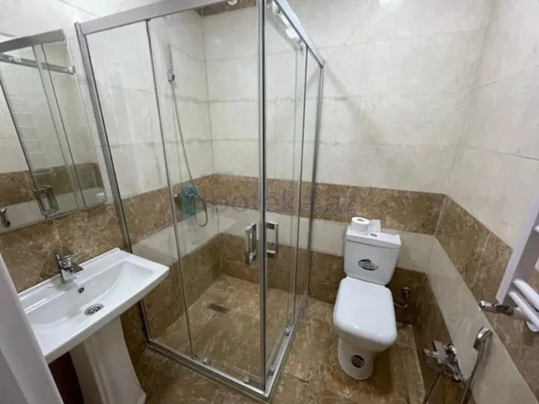 Satılır 2 otaqlı yeni tikili 61 m²
