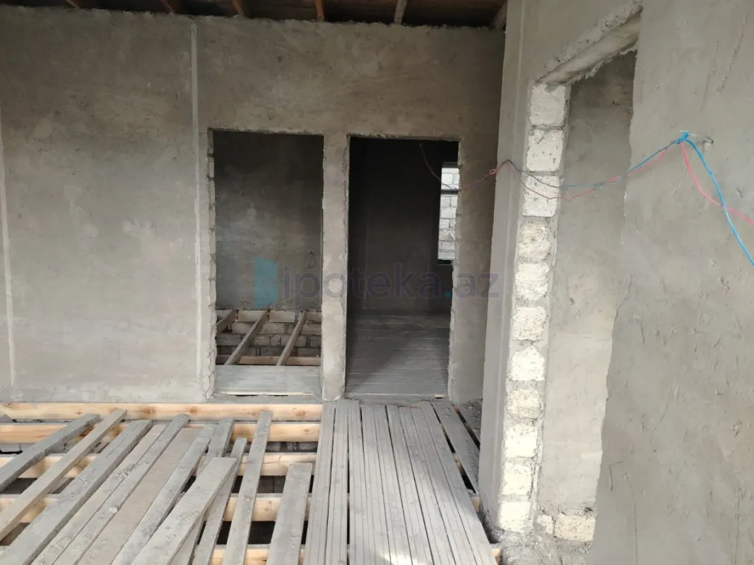 Satılır 3 otaqlı həyət evi 80 m²