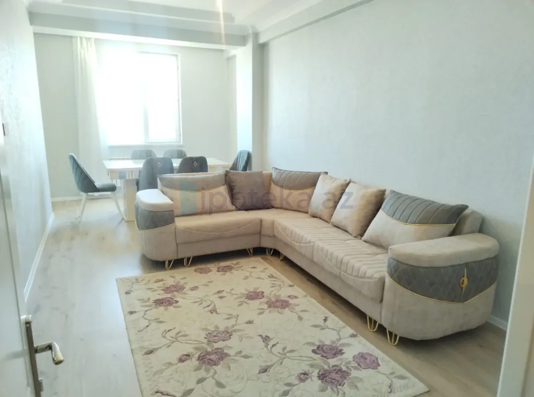 Satılır 2 otaqlı yeni tikili 74 m²