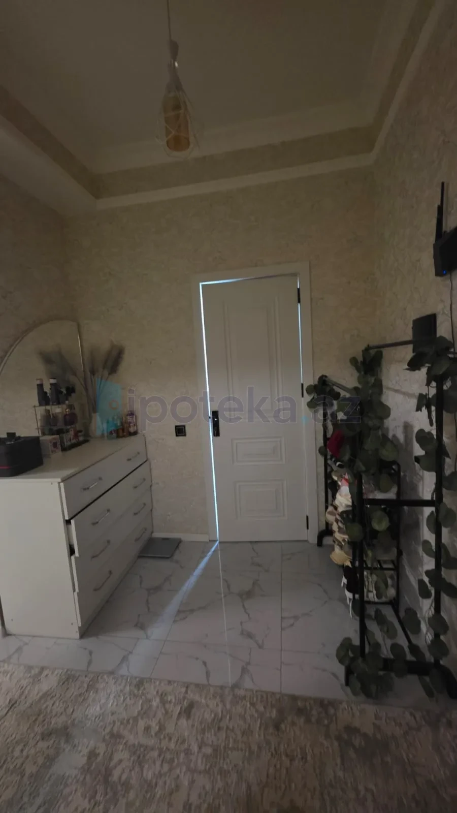 Satılır 2 otaqlı yeni tikili 65 m²