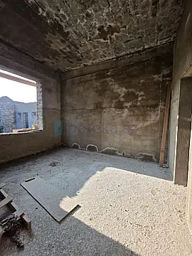 Satılır 6 otaqlı mənzil 320 m²