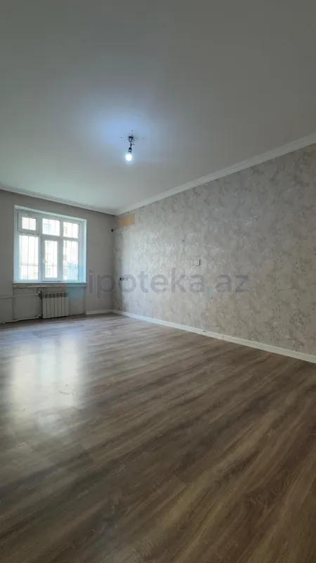 Satılır 2 otaqlı köhnə tikili 47 m²