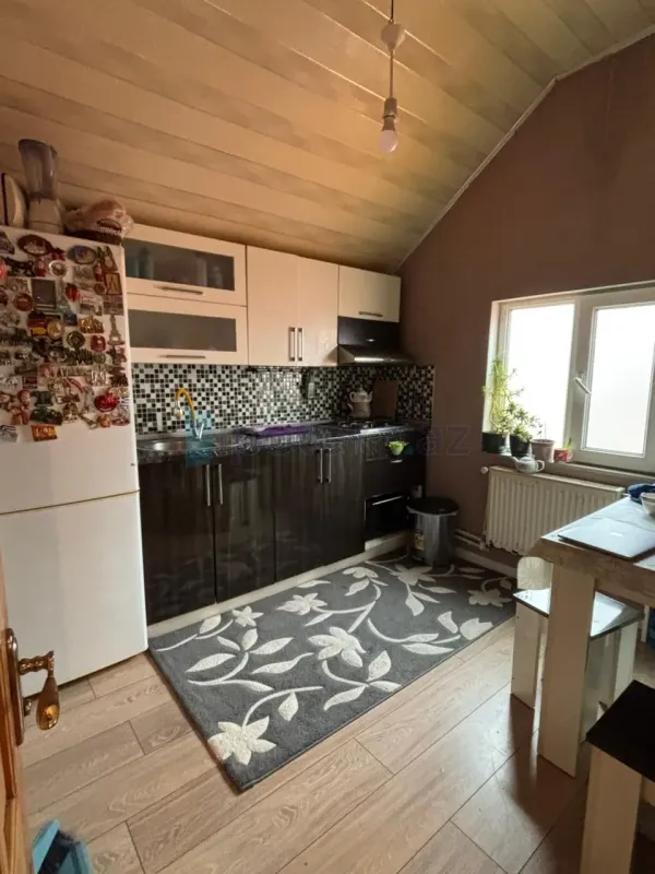 Satılır 4 otaqlı həyət evi 110 m²