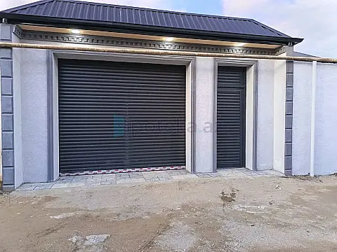 Satılır 4 otaqlı həyət evi 130 m²