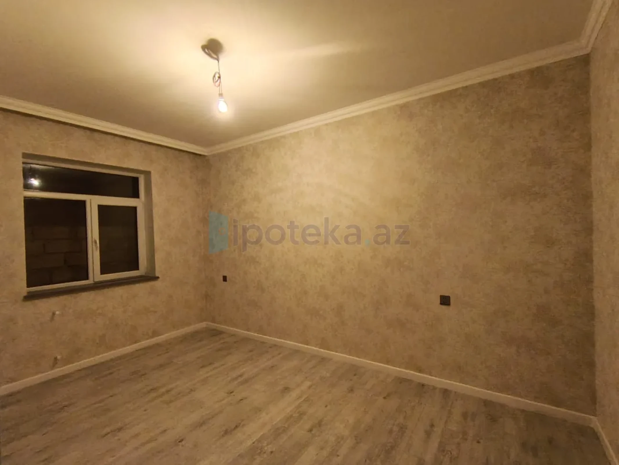 Satılır 4 otaqlı həyət evi 130 m²