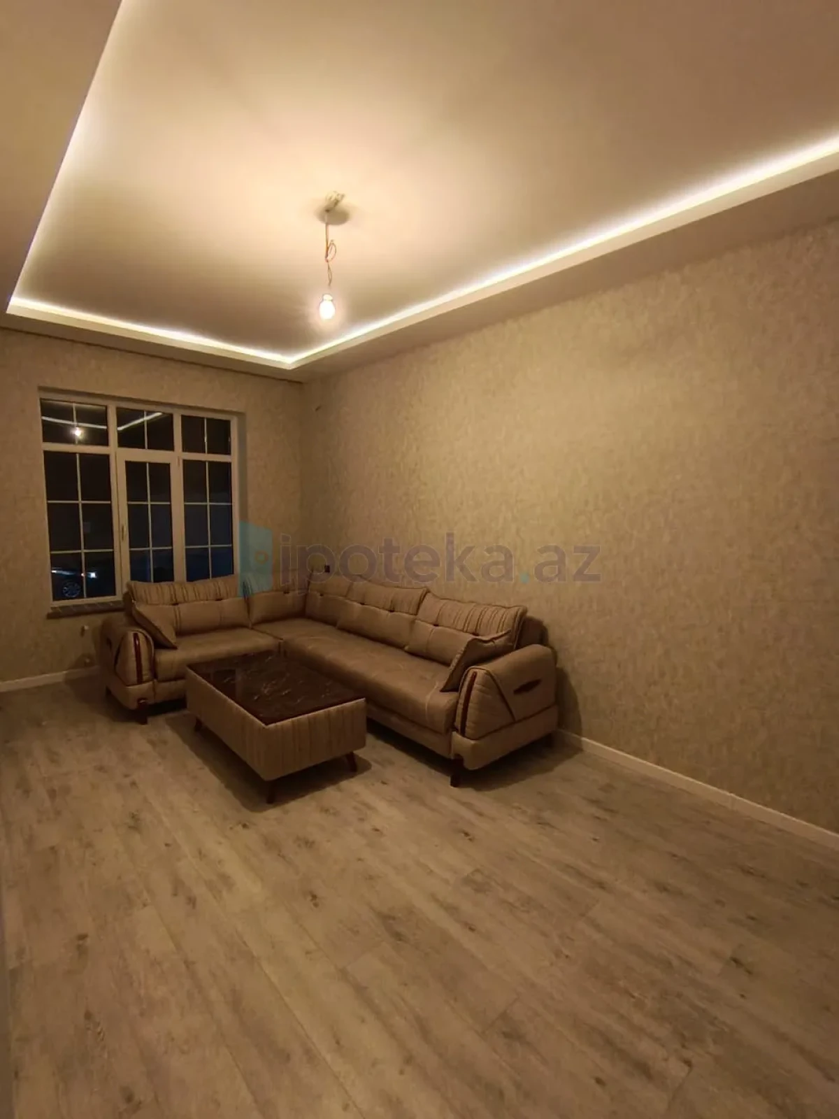 Satılır 4 otaqlı həyət evi 130 m²