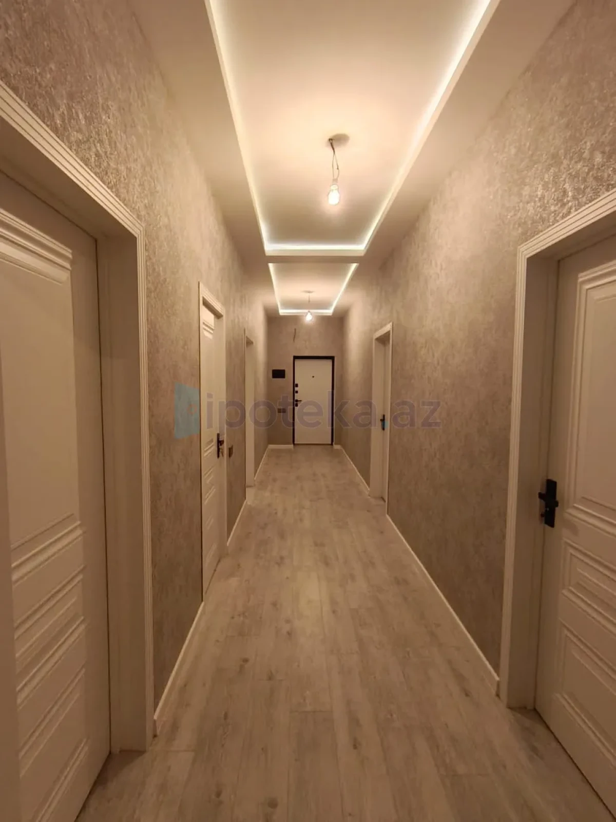 Satılır 4 otaqlı həyət evi 130 m²