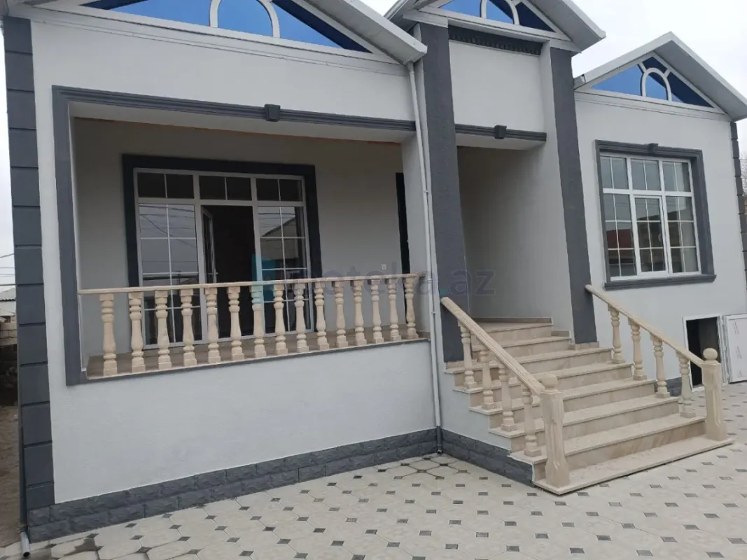 Satılır 3 otaqlı həyət evi 115 m²