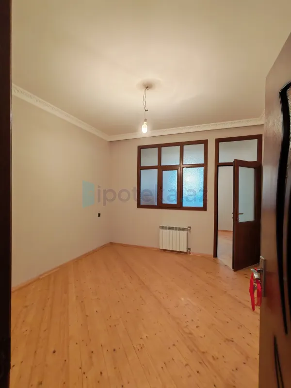 Satılır 2 otaqlı yeni tikili 75 m²