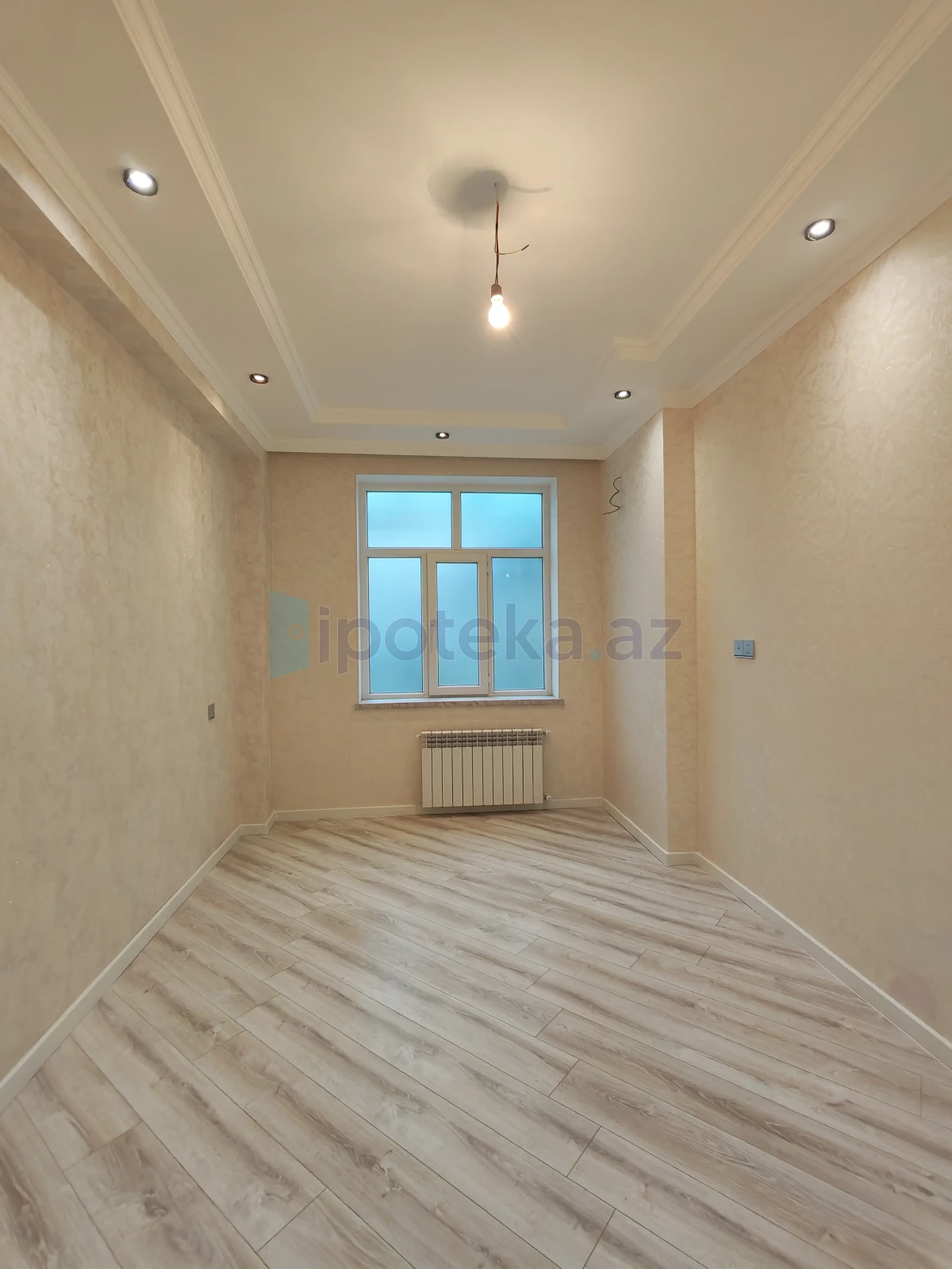 Satılır 3 otaqlı yeni tikili 62 m²