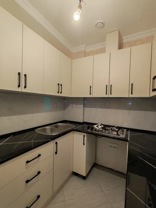 Satılır 3 otaqlı yeni tikili 76 m²