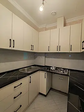 Satılır 3 otaqlı yeni tikili 76 m²