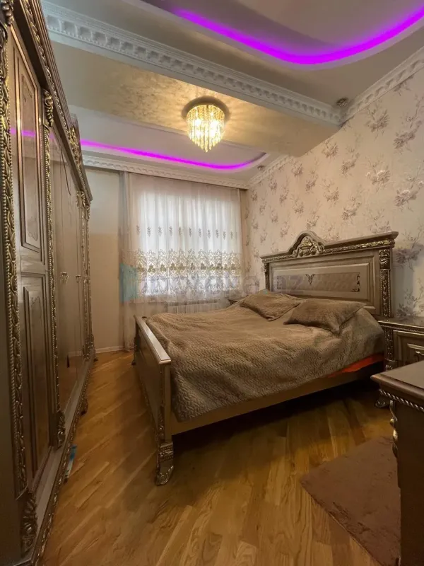 Satılır 4 otaqlı yeni tikili 146 m²