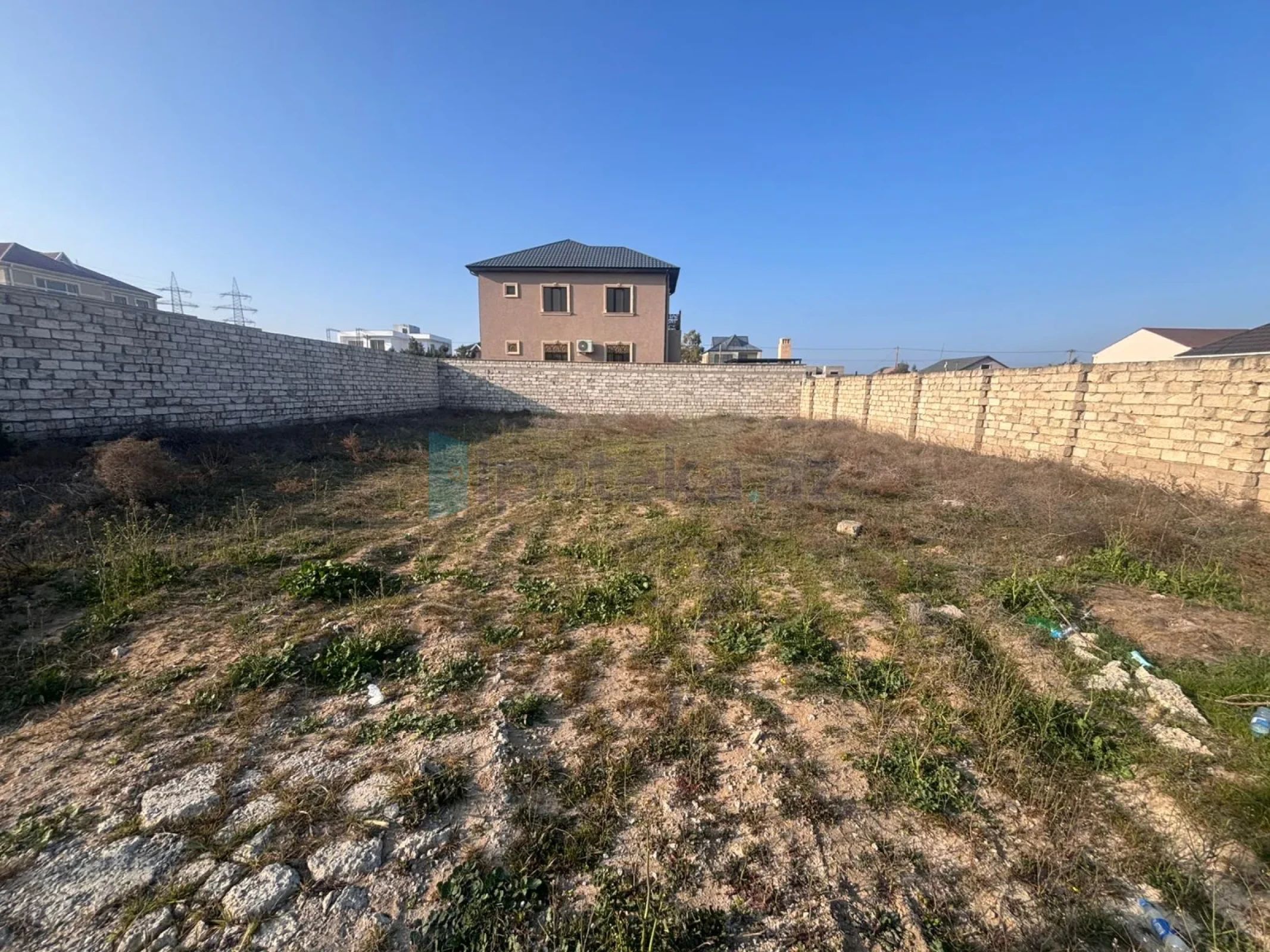 Satılır torpaq sahəsi 6 m²