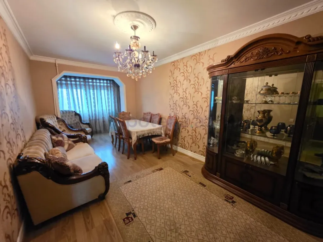 Satılır 3 otaqlı köhnə tikili 80 m²
