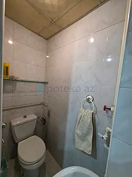 Satılır 3 otaqlı köhnə tikili 80 m²