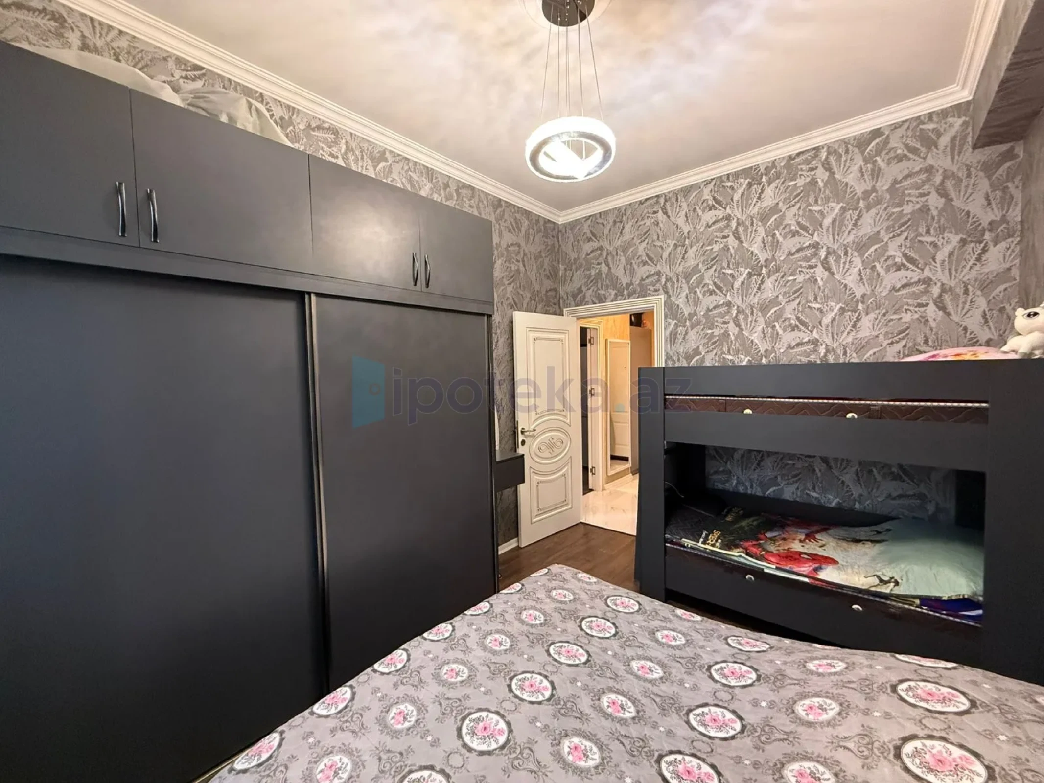 Satılır 2 otaqlı yeni tikili 43 m²