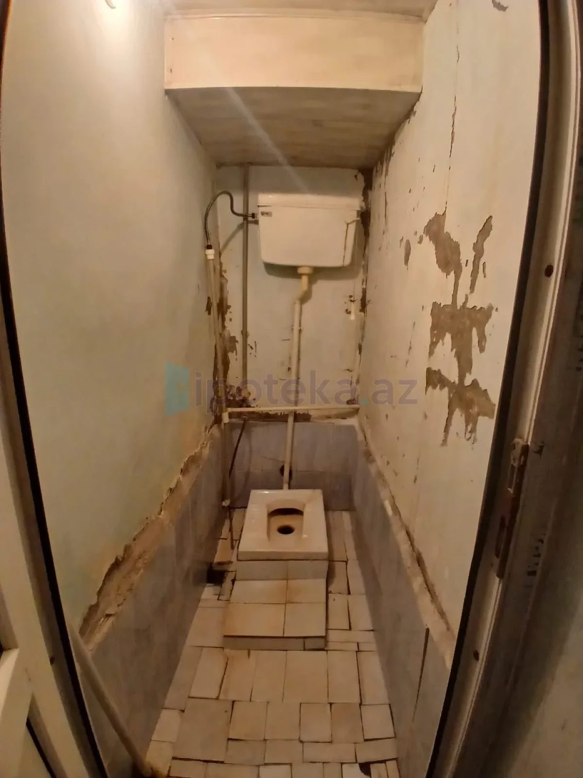 Satılır 5 otaqlı mənzil 300 m²