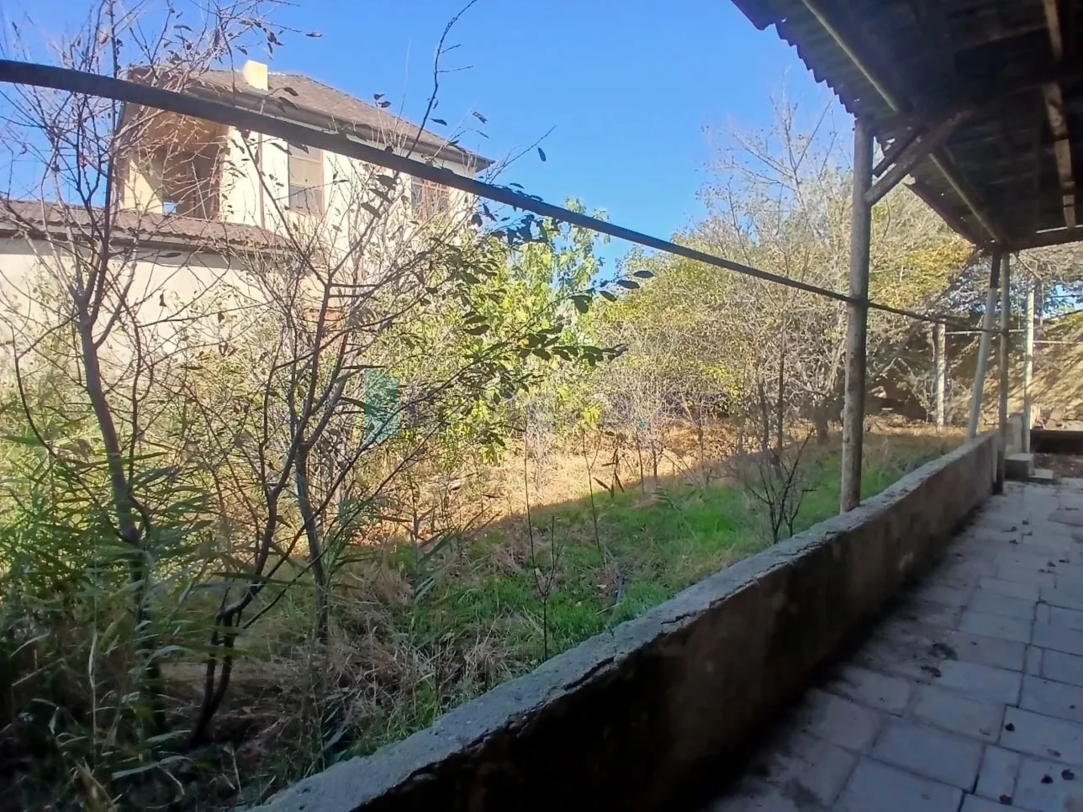 Satılır 5 otaqlı mənzil 300 m²