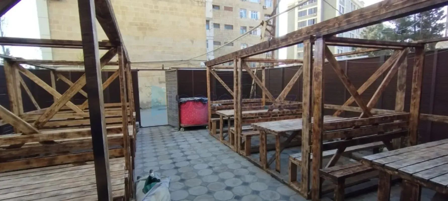 Satılır 3 otaqlı obyekt 120 m²