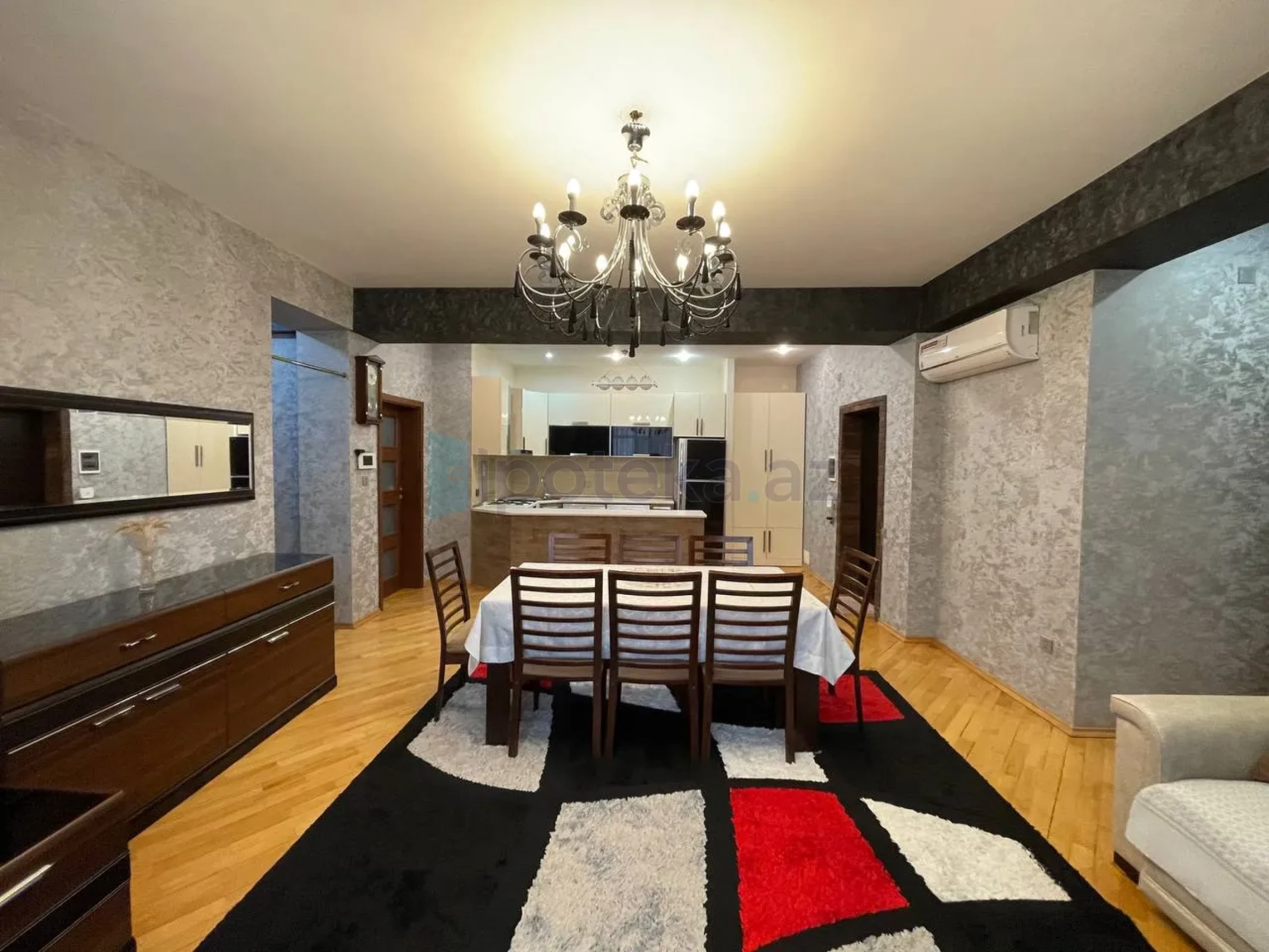Satılır 3 otaqlı yeni tikili 85 m²