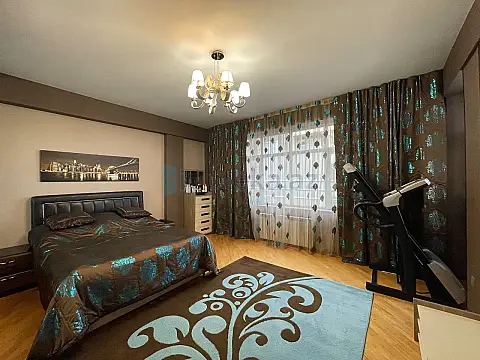 Satılır 3 otaqlı yeni tikili 85 m²