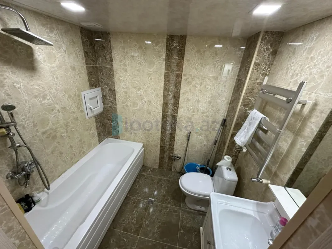 Satılır 2 otaqlı yeni tikili 50 m²