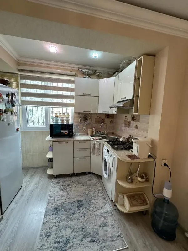 Satılır 2 otaqlı yeni tikili 50 m²