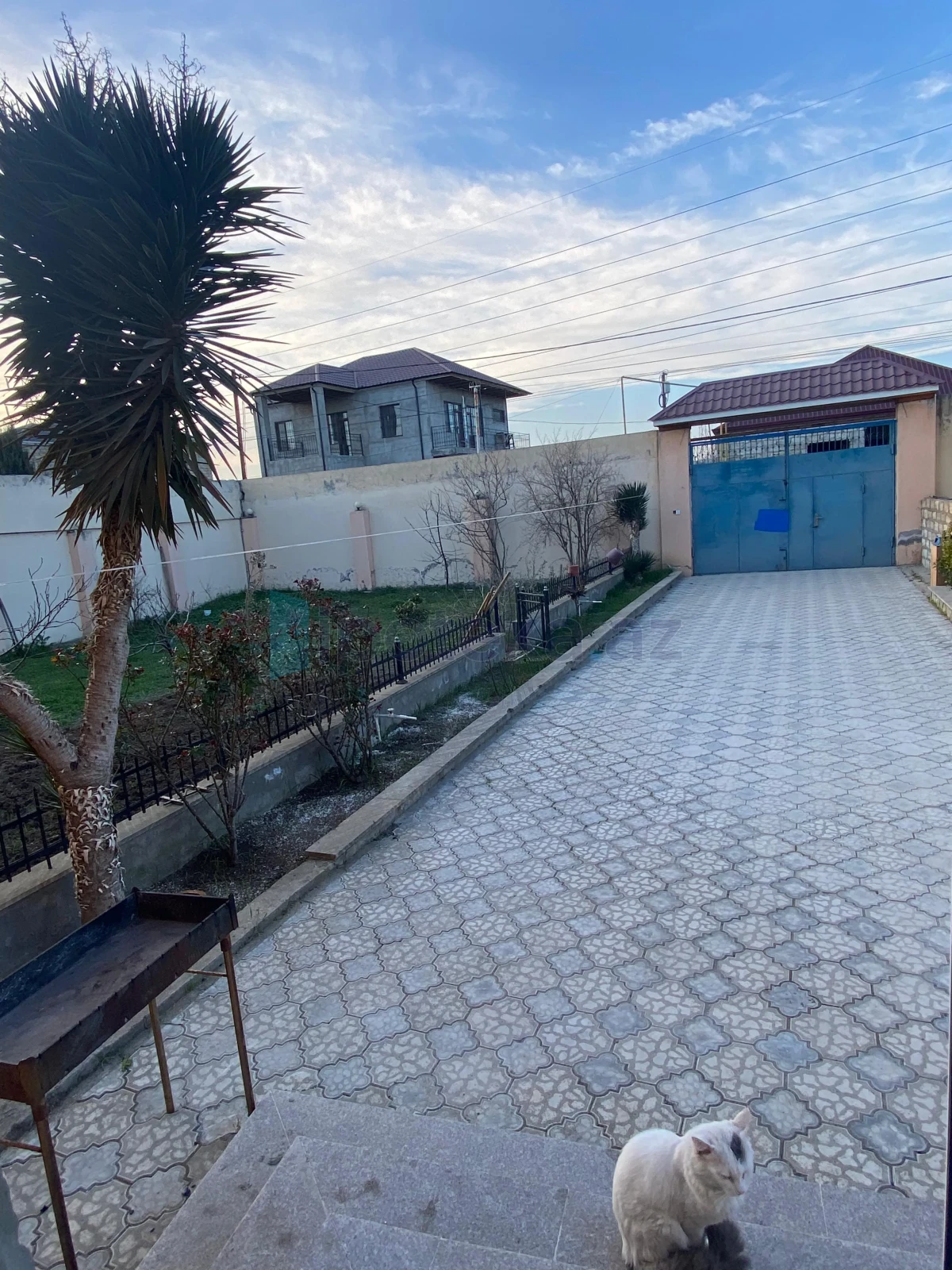 Satılır 4 otaqlı həyət evi 320 m²