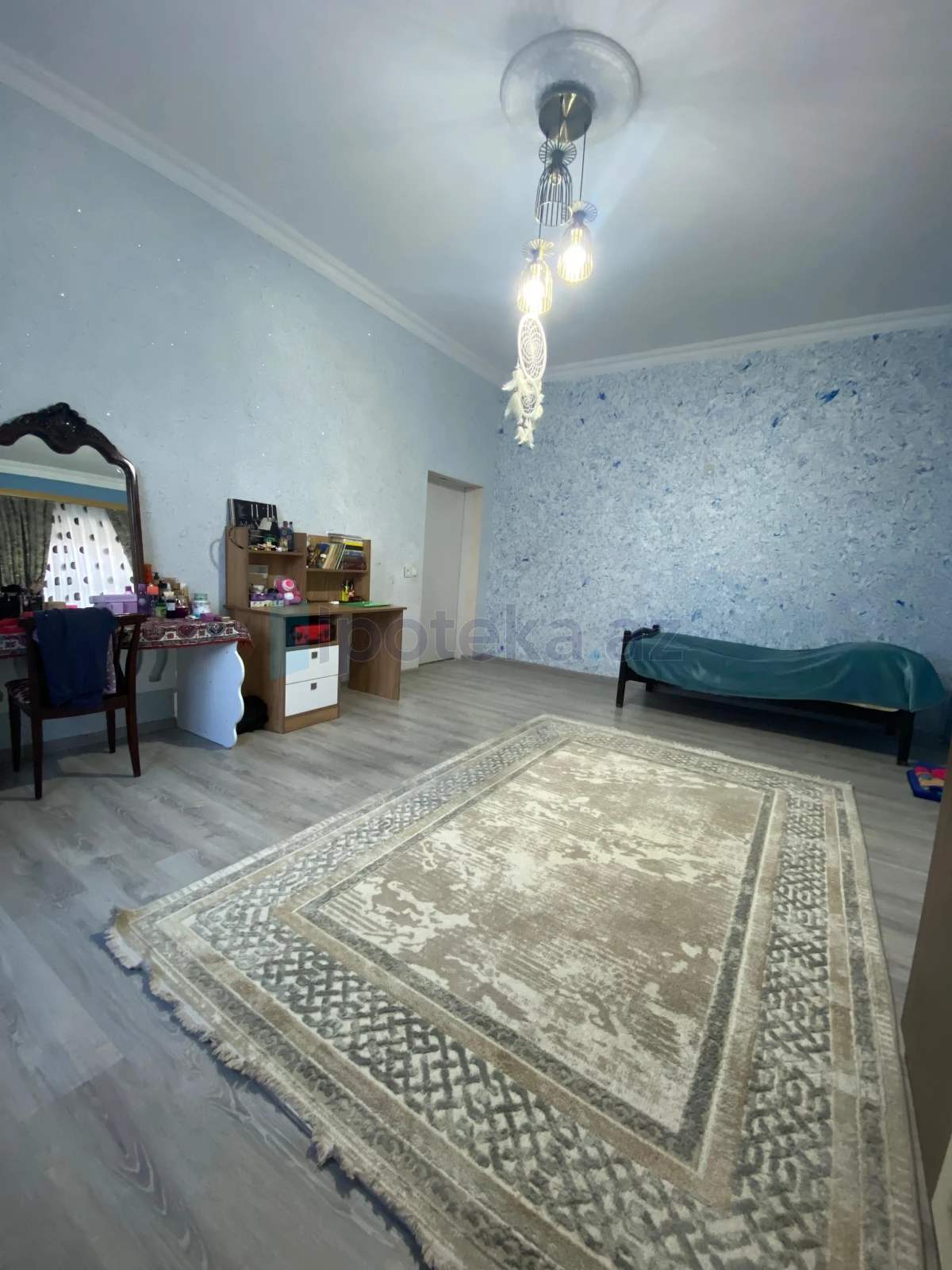 Satılır 4 otaqlı həyət evi 320 m²