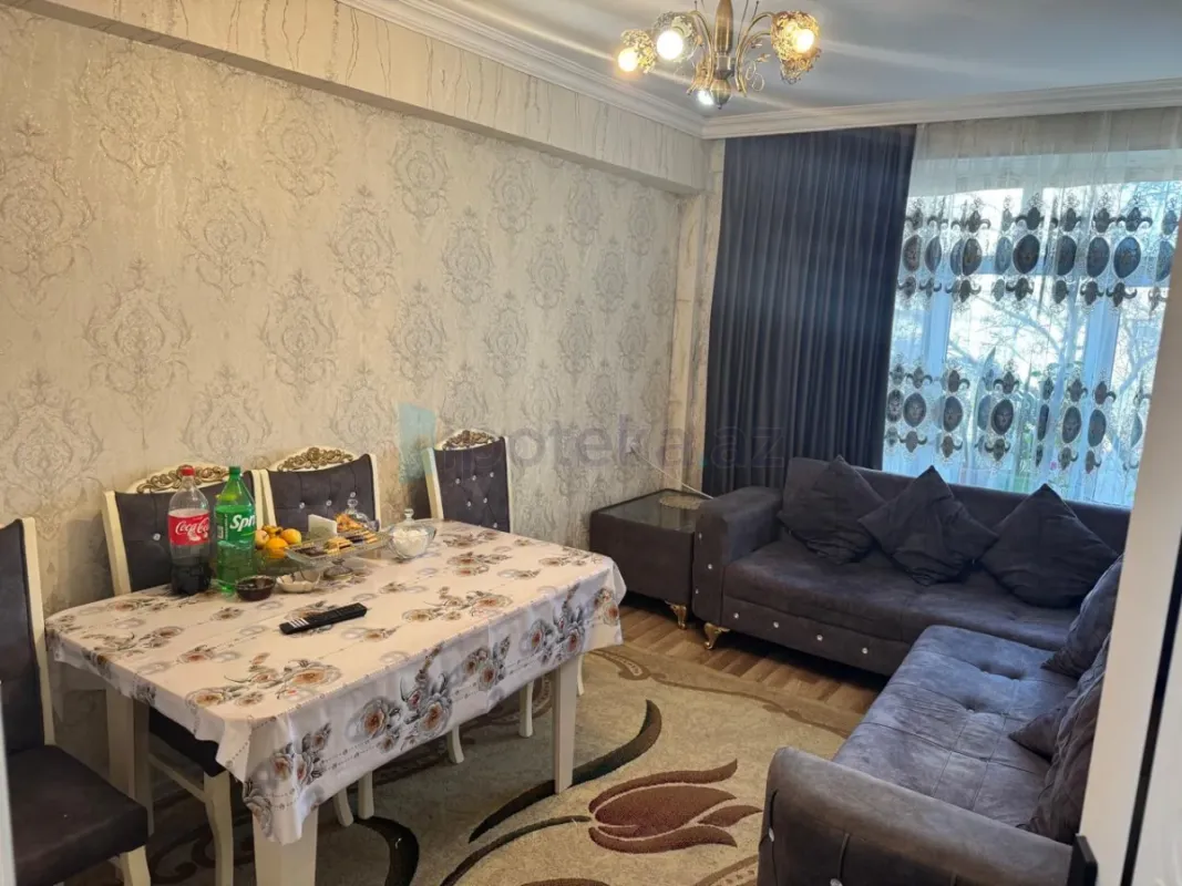 Satılır 2 otaqlı köhnə tikili 36 m²