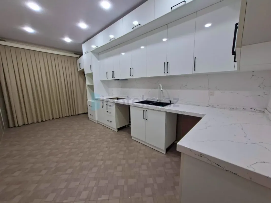 Satılır 4 otaqlı yeni tikili 165 m²