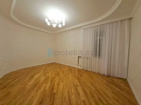 Satılır 4 otaqlı yeni tikili 165 m²